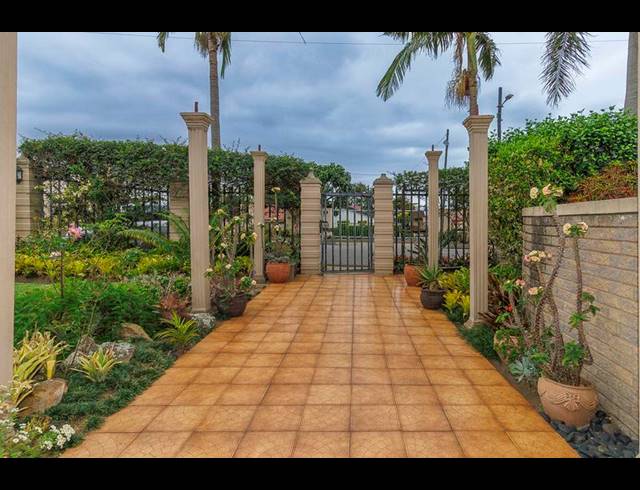 6 BEDROOM HOUSE FOR SALE IN RESERVOIR HILLS